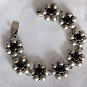 Gorgeous Taxco Mexico Sterling Silver Onyx Rare Flower Link Bracelet Signed